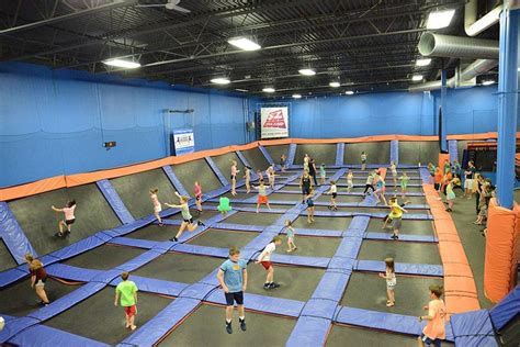 sky zone trampoline park|Iba pa.